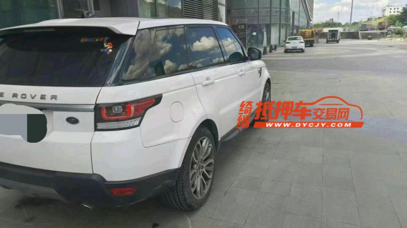 重庆18年路虎揽胜运动5