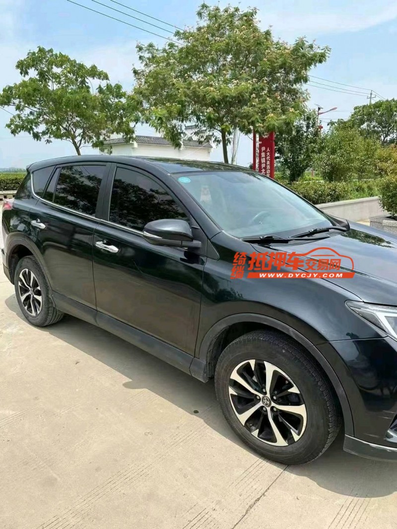 南通18年豐田RAV42