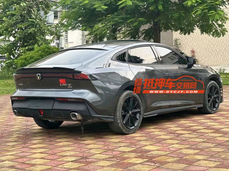 汕头23年长安汽车UNI-V8