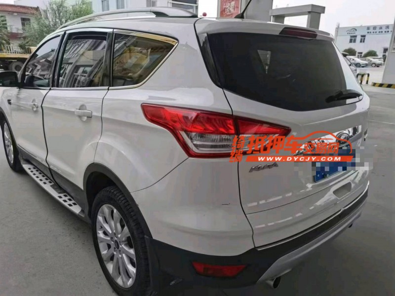 保定14年福特翼虎5