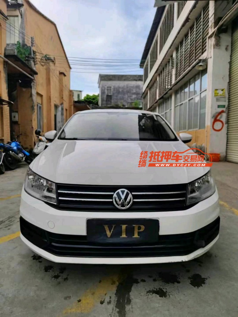 广州20年大众桑塔纳1