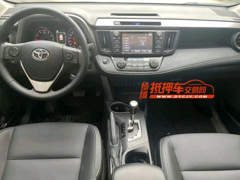 烟台17年丰田RAV44