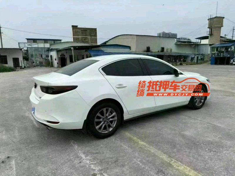 南寧23年馬自達昂克賽拉8