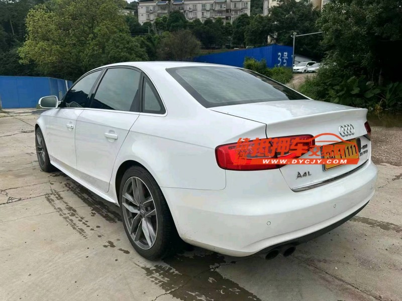 南寧16年奧迪A4L7