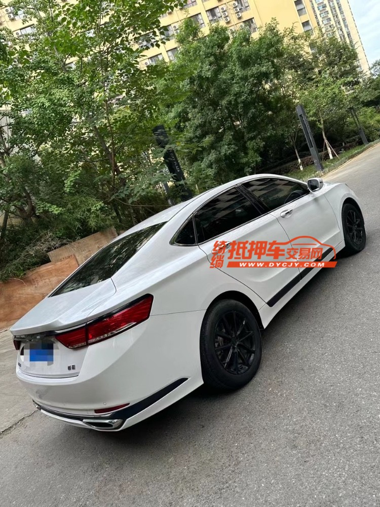 成都21年吉利博瑞8