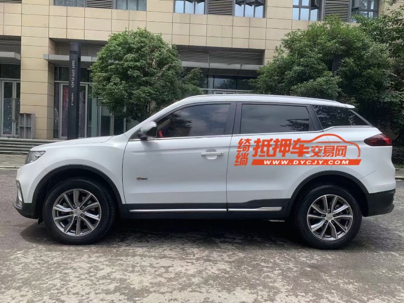 成都19年吉利博越3