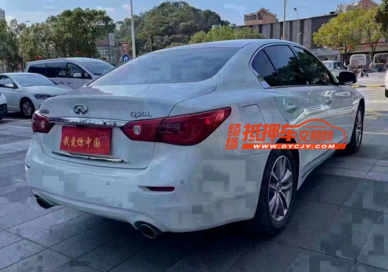 銅仁15年英菲尼迪Q50L5