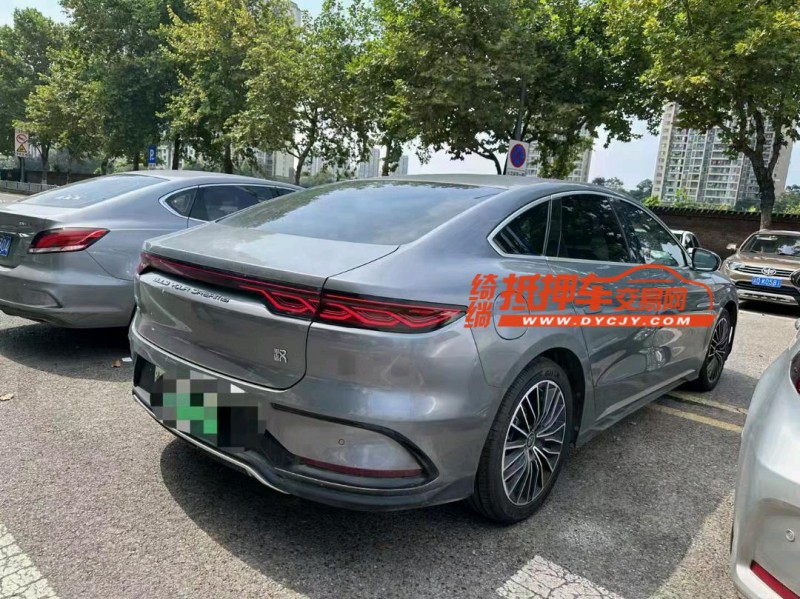 重庆22年比亚迪汉DM3