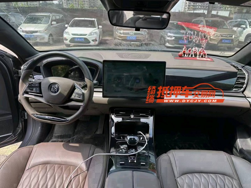 重庆22年比亚迪汉DM5