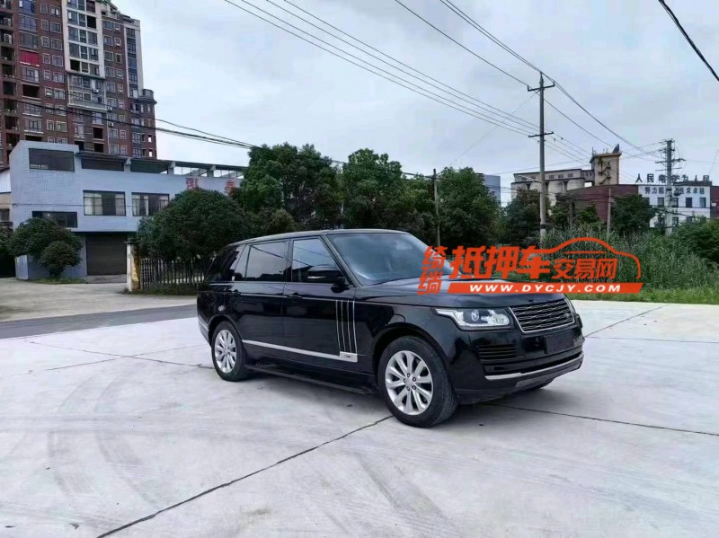 济宁17年路虎揽胜行政2