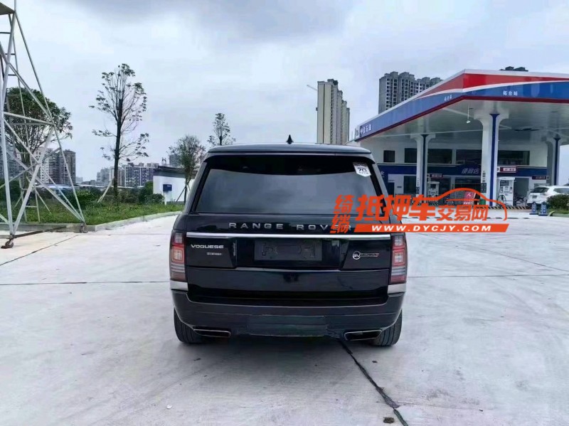 济宁17年路虎揽胜行政9