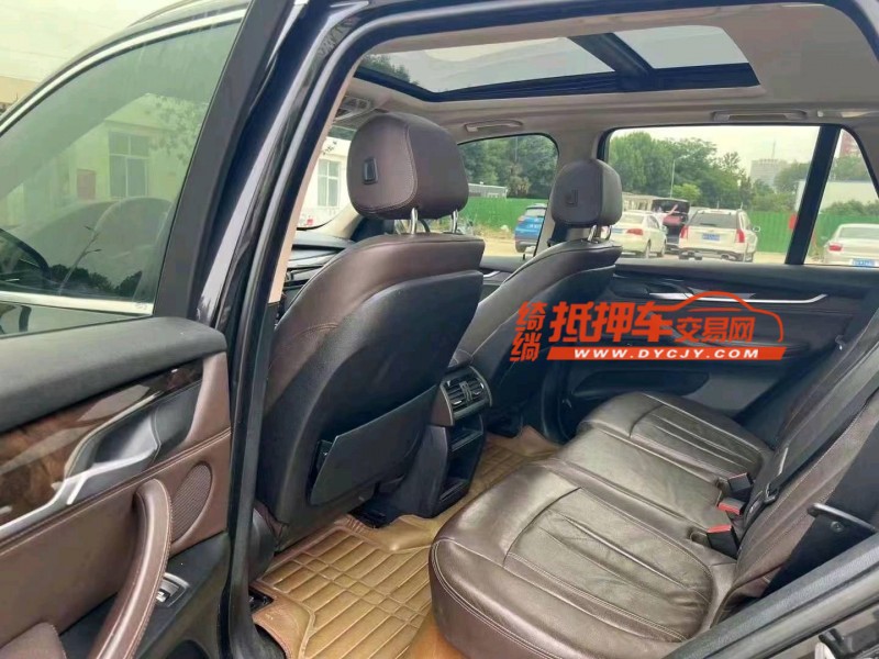 济宁14年宝马X56