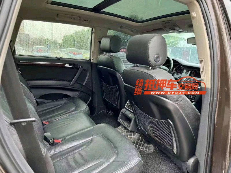 济宁13年奥迪Q74