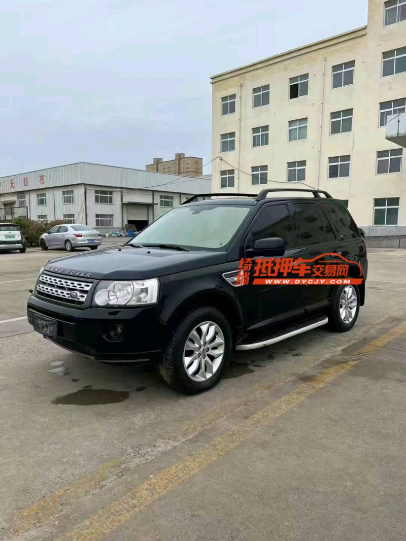 济宁12年路虎神行者3