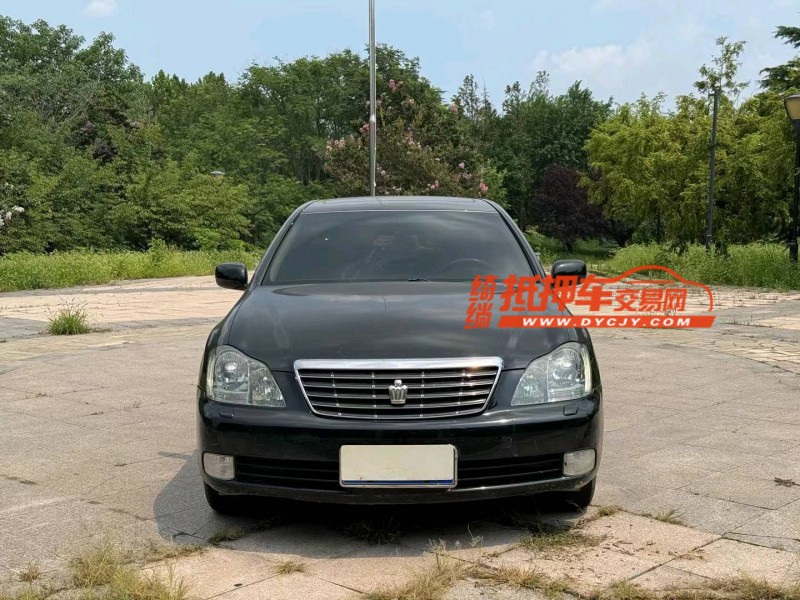 潍坊09年丰田皇冠1