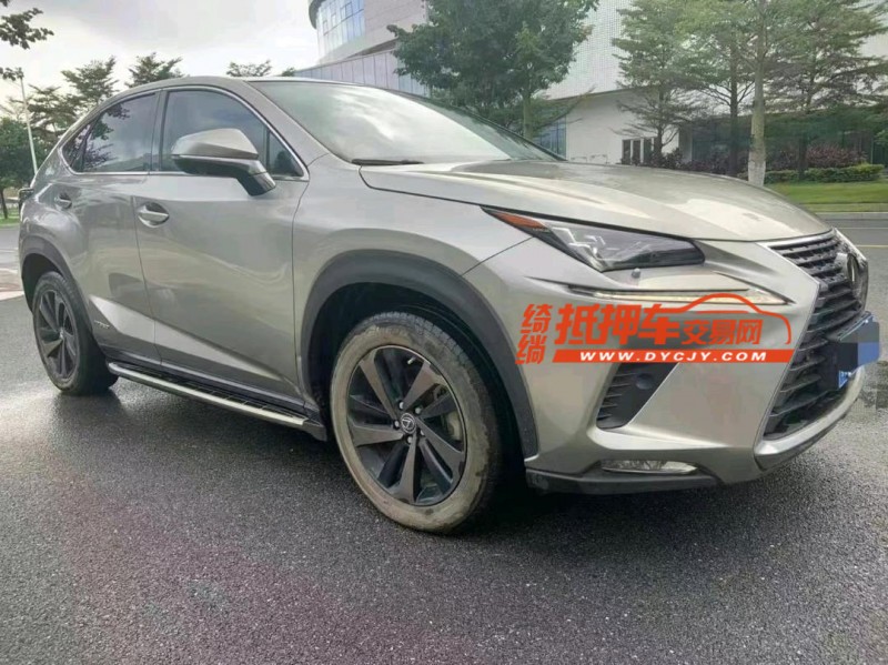 广州20年雷克萨斯NX3