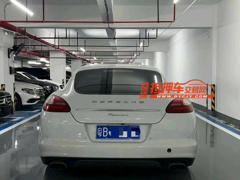 广州13年保时捷帕拉梅拉6