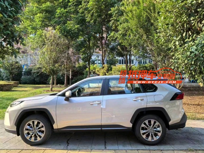 武汉24年丰田威兰达4