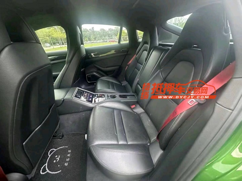 广州19年保时捷帕拉梅拉5