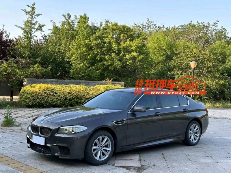 泰安13年寶馬5系3