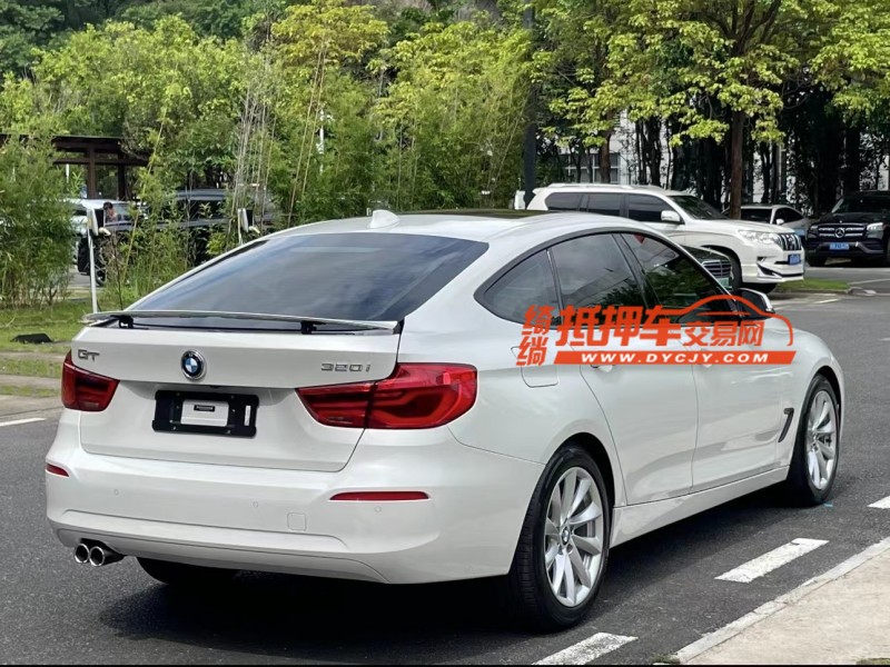 济宁18年宝马3系GT4