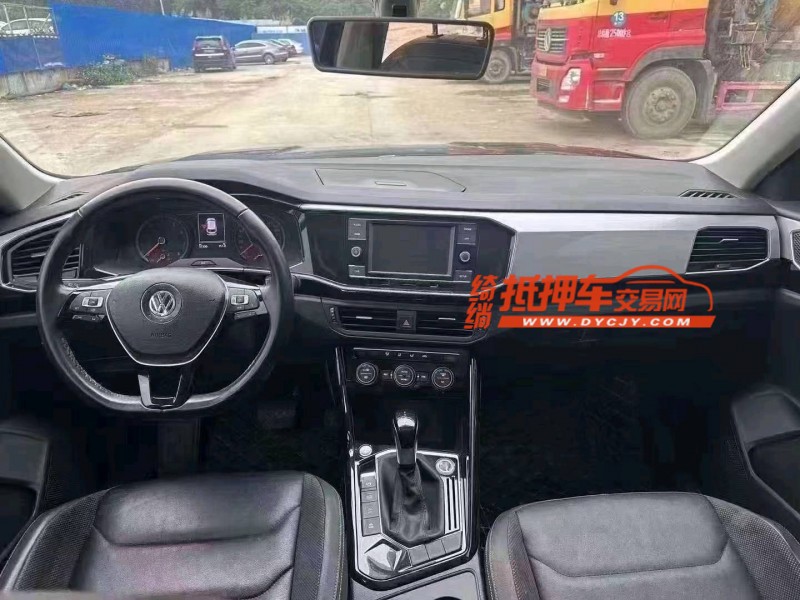 广州20年大众探岳5