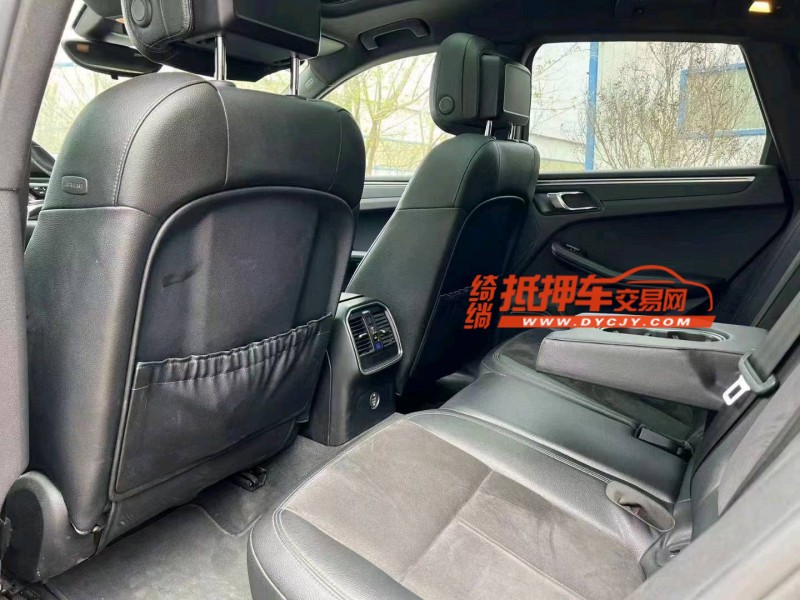 青岛18年保时捷Macan6