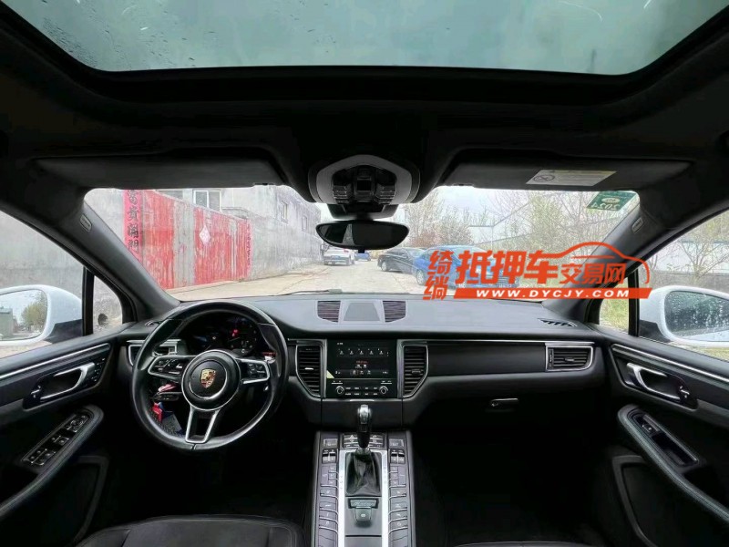 青岛18年保时捷Macan9