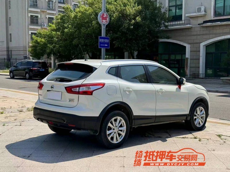 潍坊16年日产逍客4