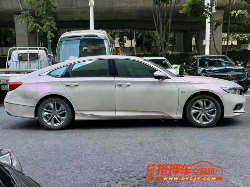 邵阳20年本田雅阁5