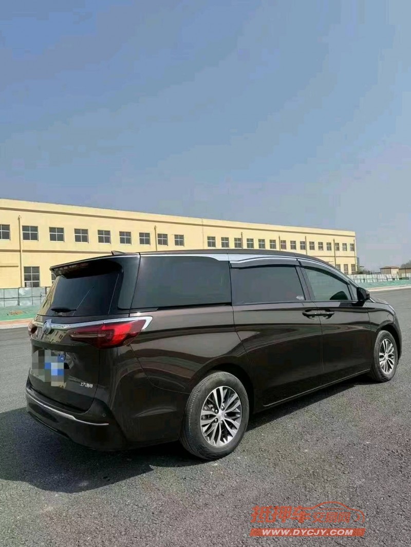 青岛22年别克GL88