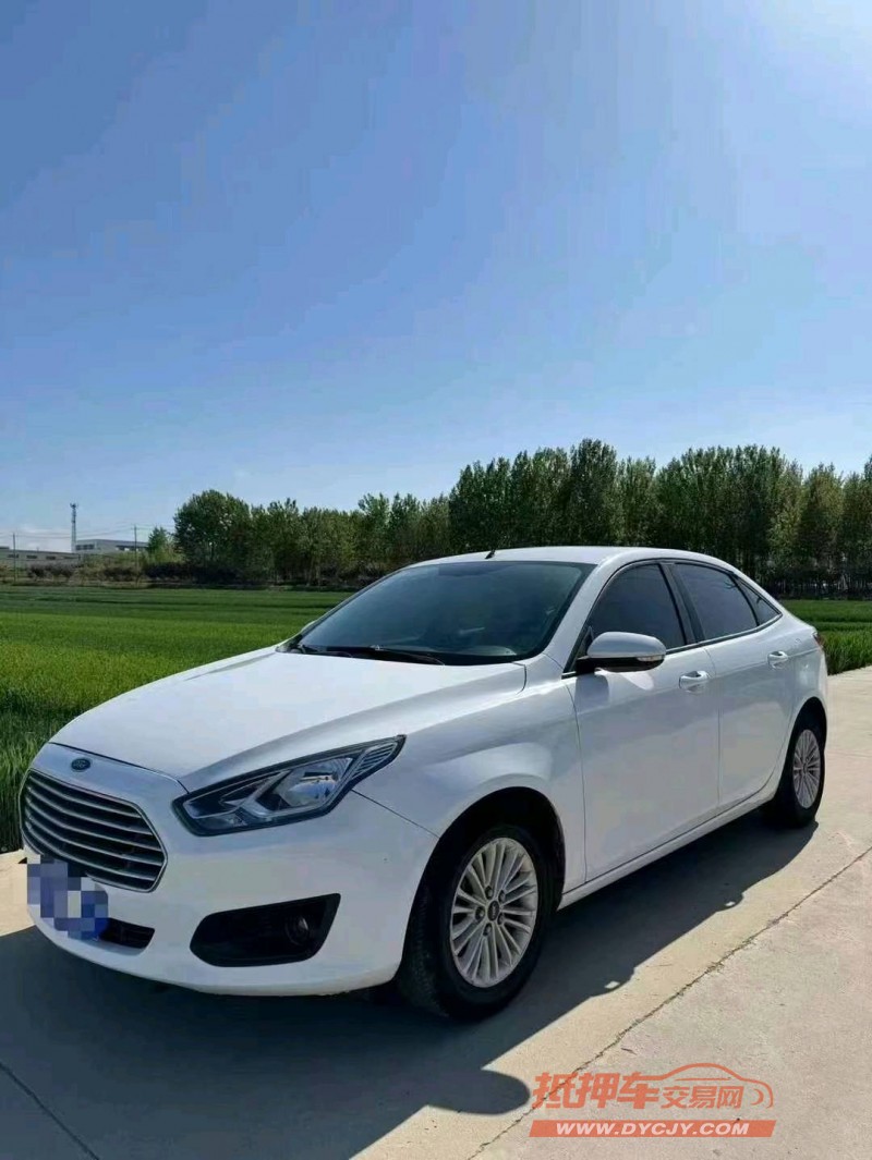 青岛15年福特福睿斯2
