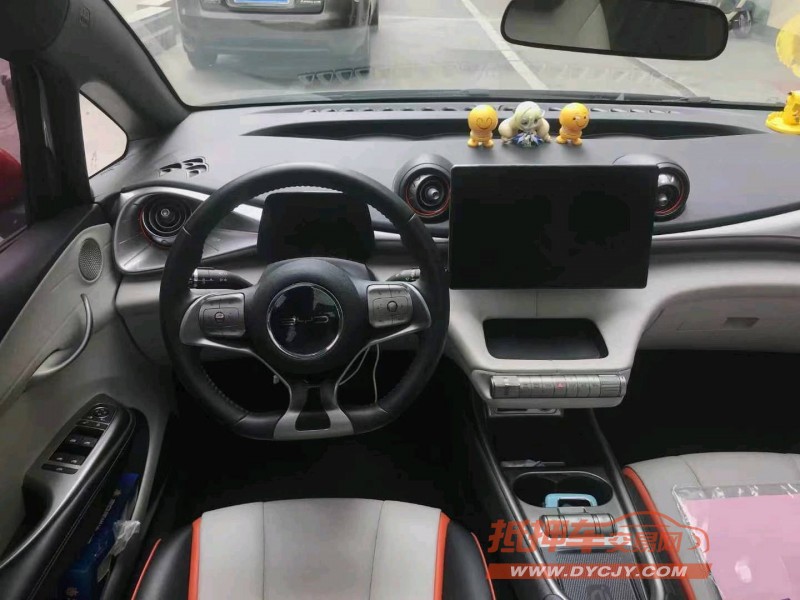 广州21年比亚迪海豚4