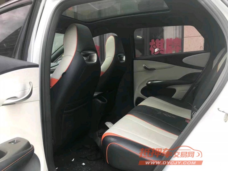 广州21年比亚迪海豚6