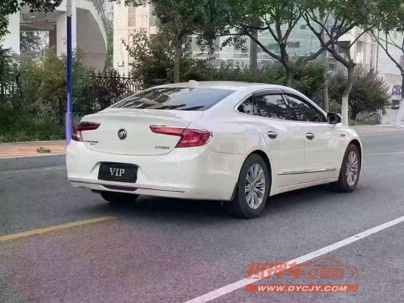 廊坊16年别克君越8