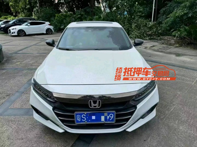 汕头22年本田雅阁1