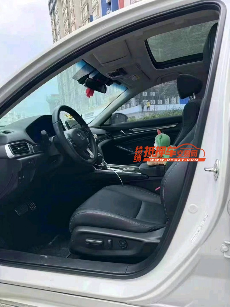 汕头22年本田雅阁6