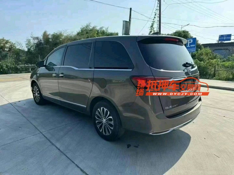 湖州21年别克GL87