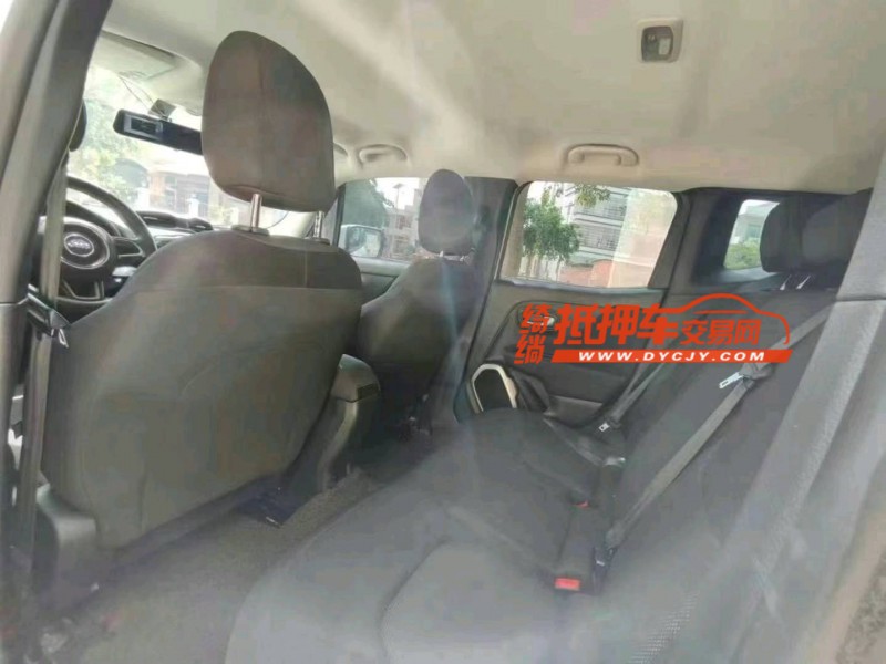 佛山18年Jeep自由侠8