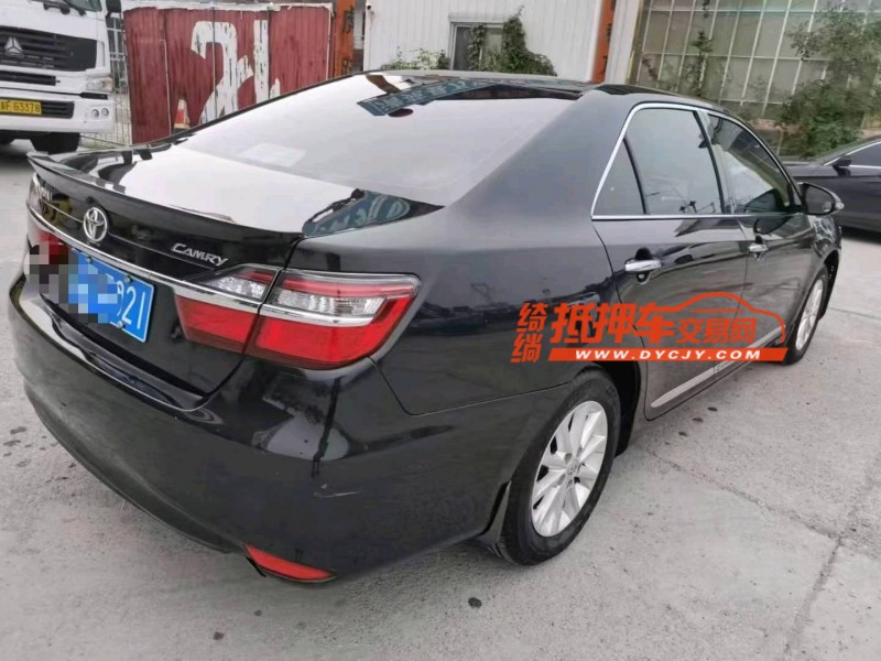 保定17年丰田凯美瑞5