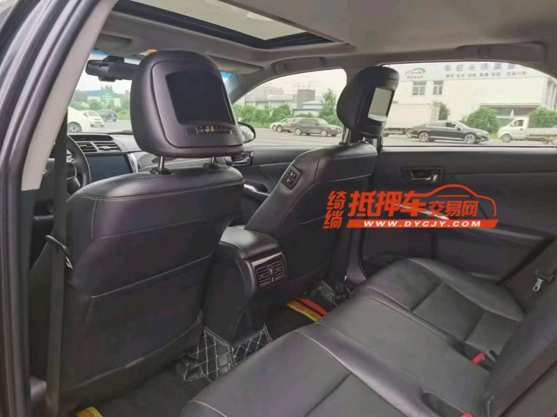 保定17年丰田凯美瑞6