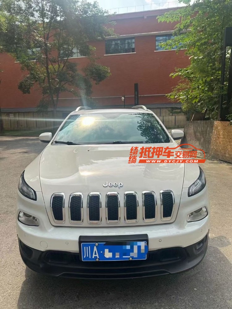成都17年Jeep自由光1