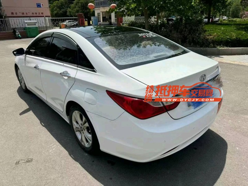 潍坊13年现代索纳塔八8