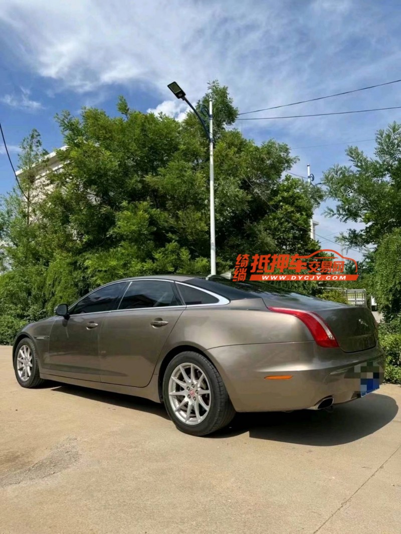 烟台16年捷豹XJ8