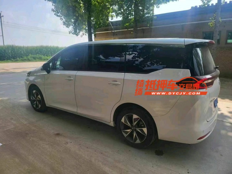 保定23年传祺M65