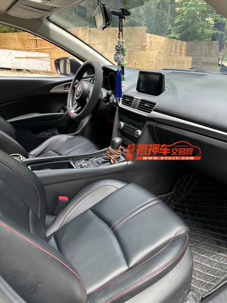 成都18年马自达昂克赛拉4