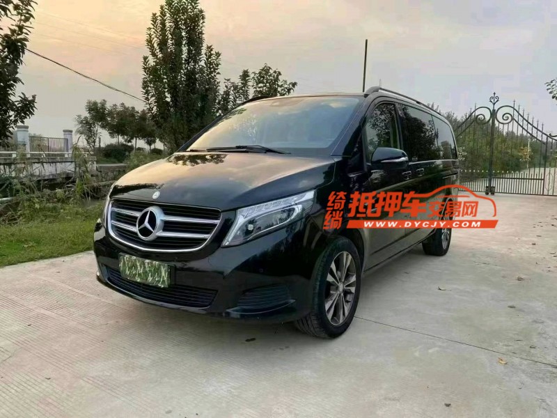 徐州17年奔驰V2