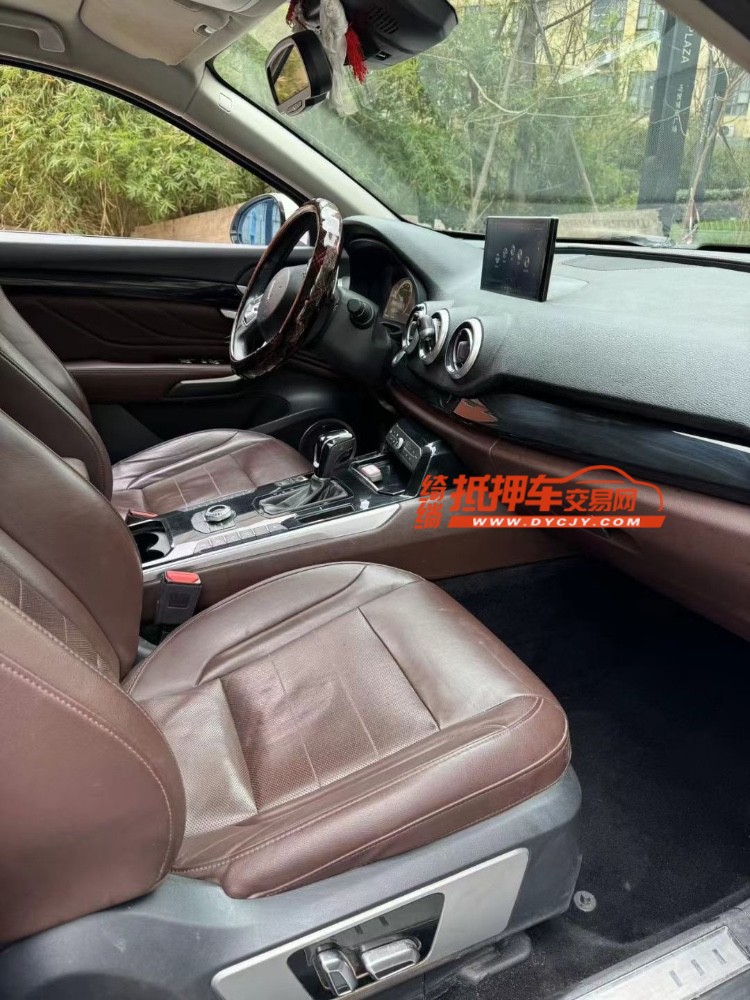 成都17年長城汽車WEY VV74