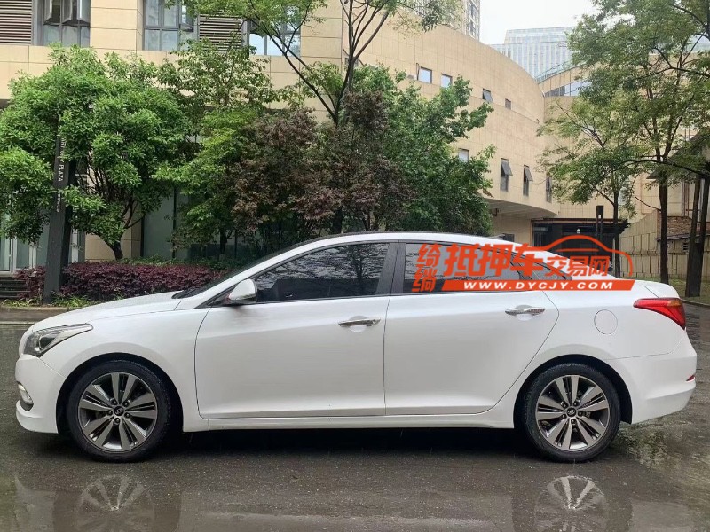 成都16年现代名图3