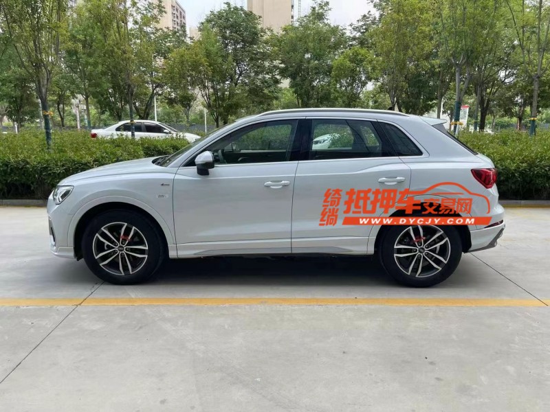 济宁22年奥迪Q35
